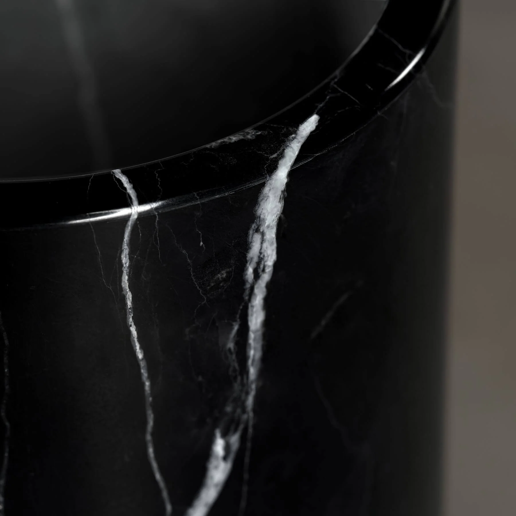 Pisa Marmor Weinhalter - Image 3