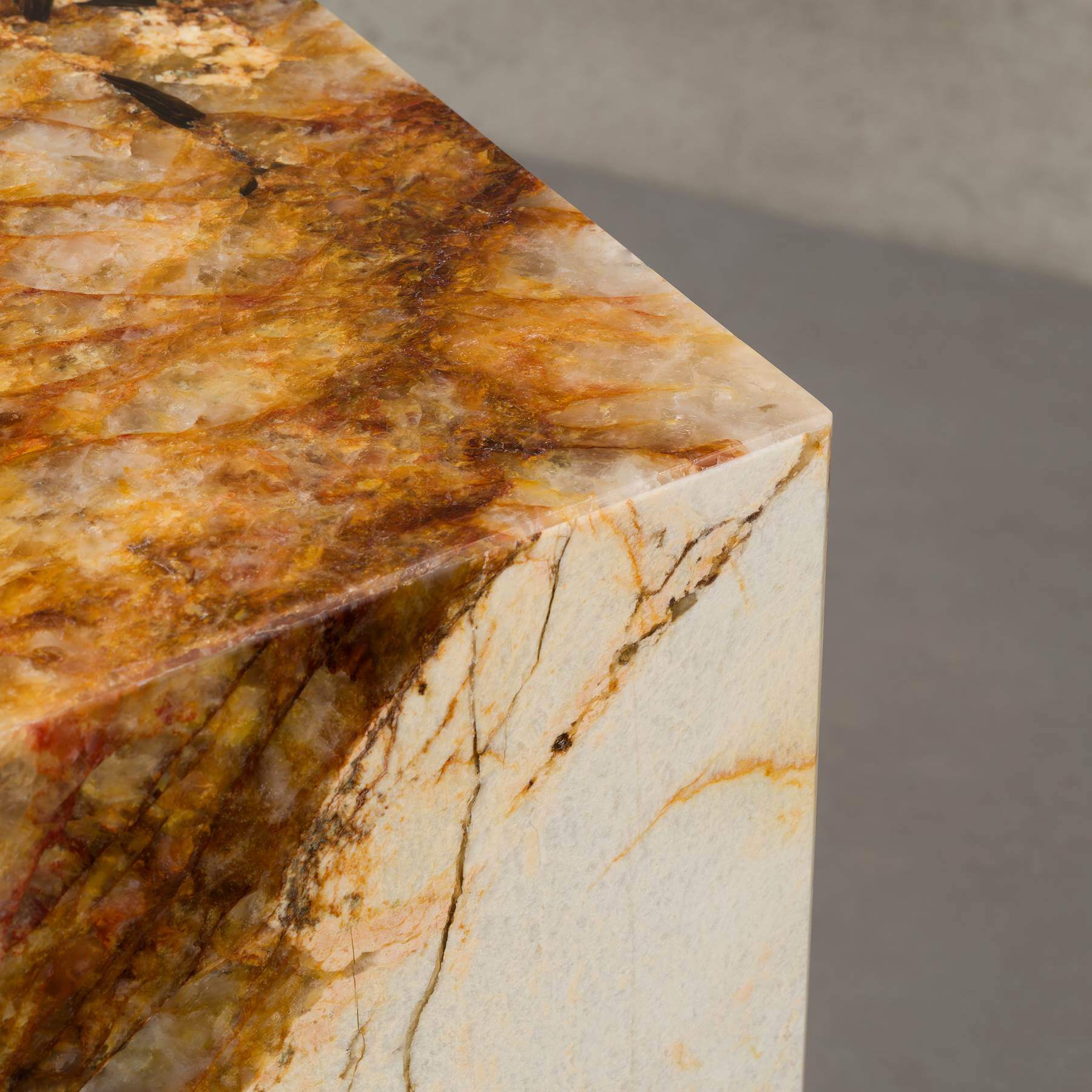 Cube Patagonia Marmor Beistelltisch - Image 4